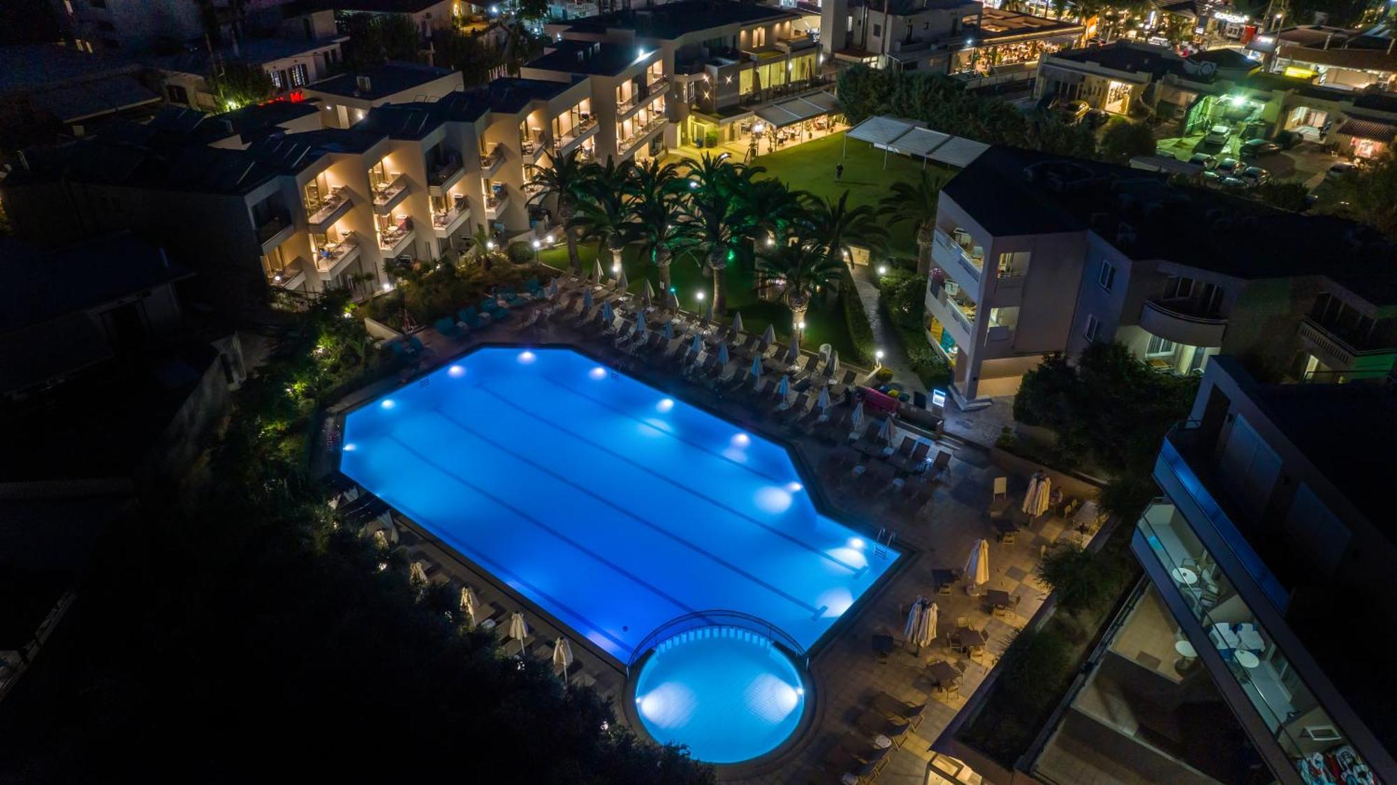 Atrion Resort Hotel Agia Marina Exteriör bild